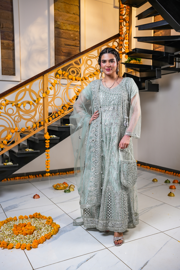 Diva Aqua Shine embroidery